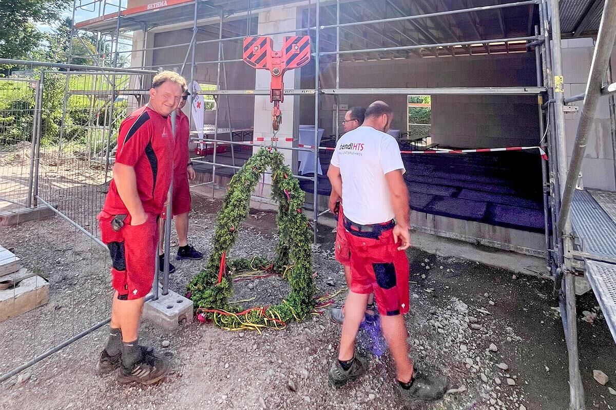Richtfest für die neue Rettungswache in Hohnstein