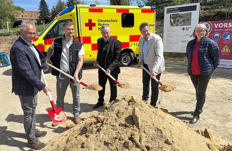 Spatenstich für neue DRK-Rettungswache in Hohnstein