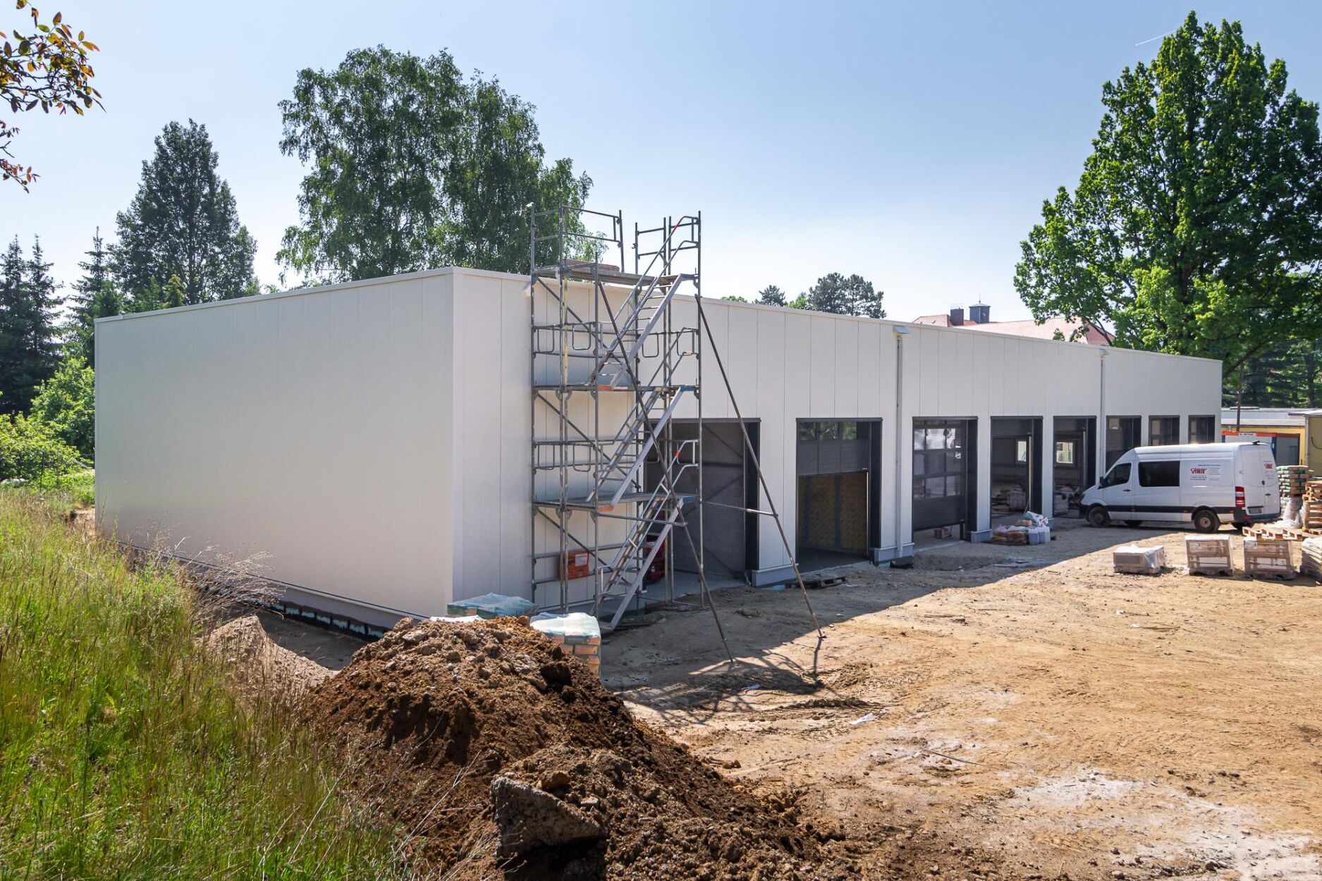 Gewerbebau Skoda Autohaus Rußig