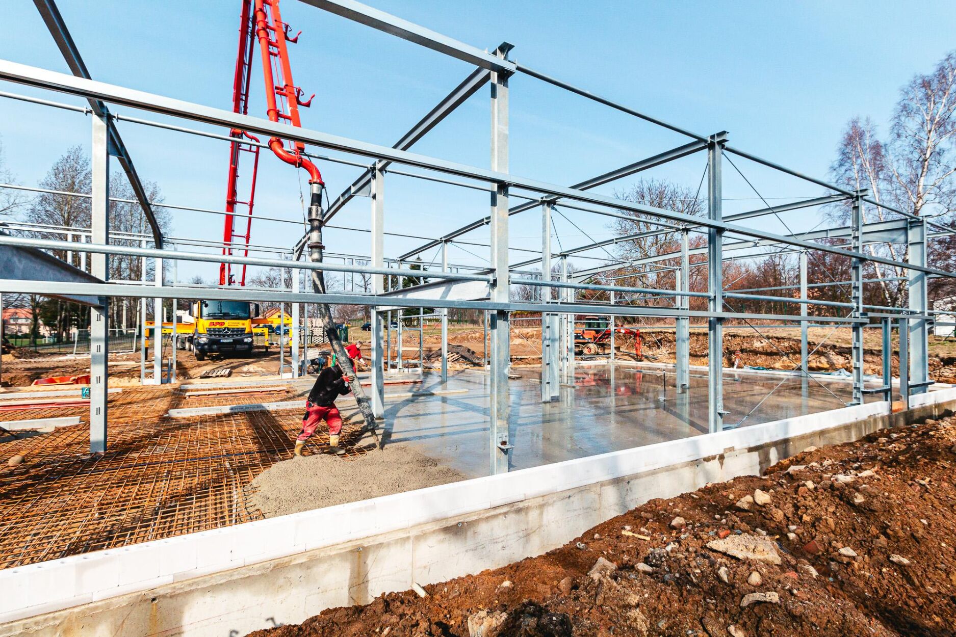 Gewerbebau Skoda Autohaus Rußig