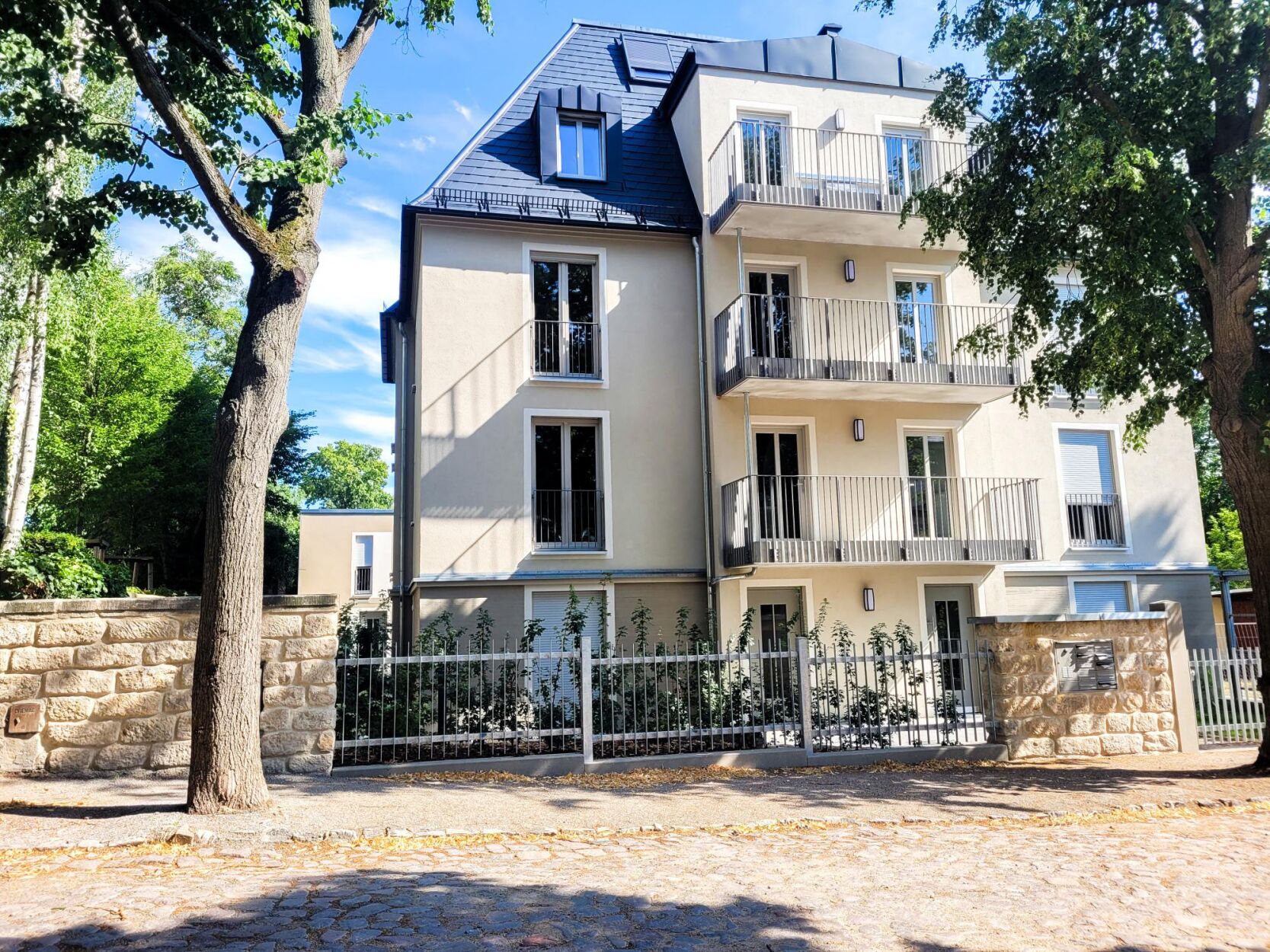 Neubau Wohnhaus Radeberger Vorstadt Dresden