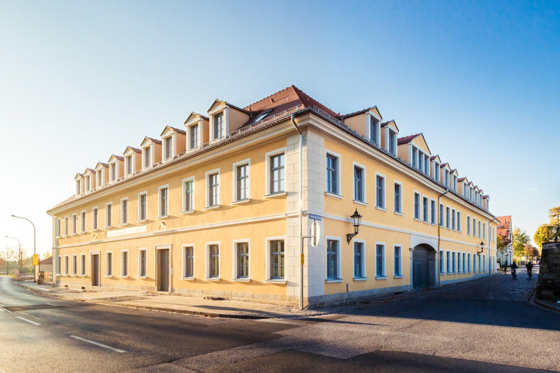 Sanierung & Umbau Goldener Löwe in Dresden Pillnitz