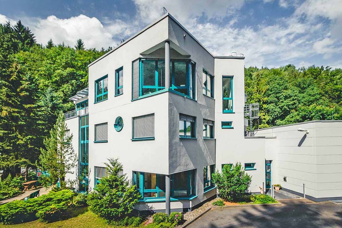 Schlüsselfertige Aufstockung Bürogebäude